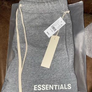 Fear of god essentials sweat pants